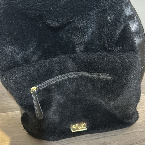 Betsey Johnson Plush Hooded Black Faux Fur Panda Hoodie Convertible Backpack - Picture 9 of 14